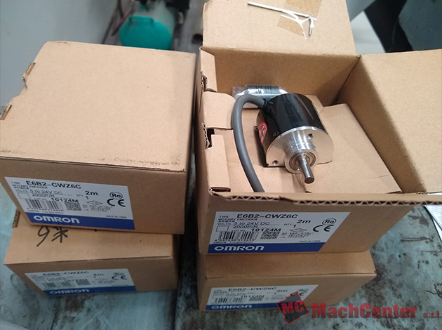 Cod.0971-N-0972-N-Conformadora-guía-riel-de-cortinas-24