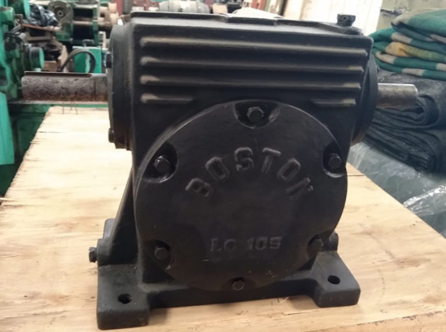 Cod.0834-U-Reductor-Boston-4HP-02