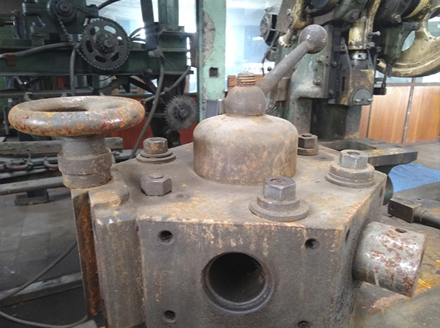 Cod.1064-U-Torno-Revolver-Molinari-09