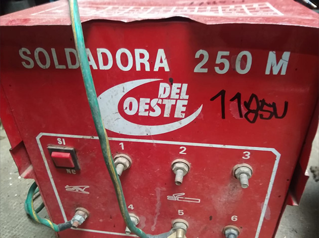 Cod.1185-U-Soldadora-Del-Oeste-250M-03