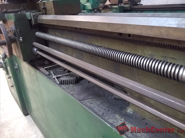 Cod.1240-U-Torno-1200mm-M1200-07