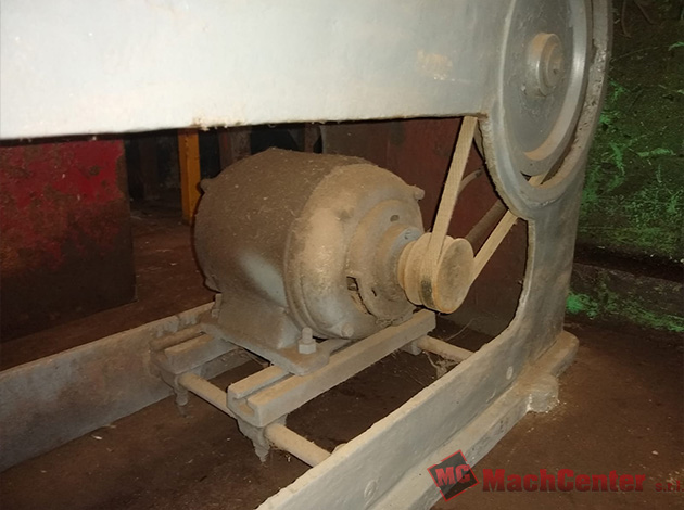 Cod.1286-U-Serrucho-mecánico-con-motor-desconectado-04