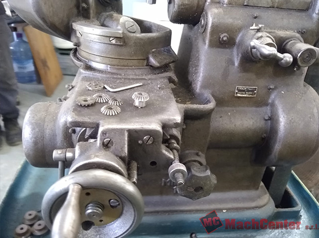 Cod.1292-U-Creadora-de-engranajes-MIKRON-08