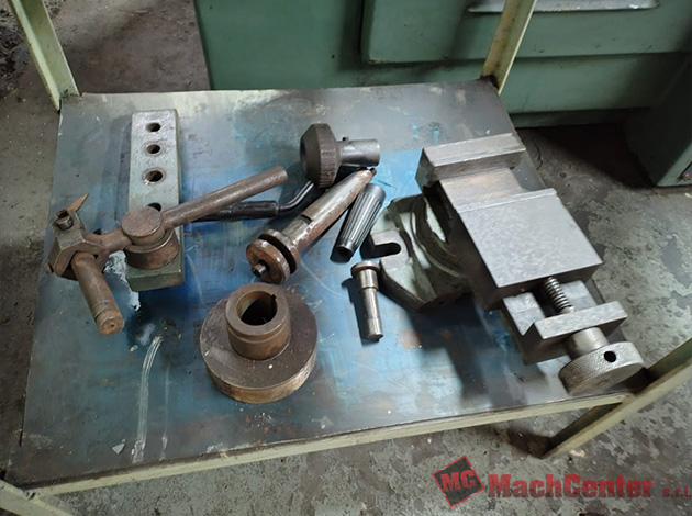 Cod.1323-U-Rectificadora-tangencial-APEKA-A-FU600-07