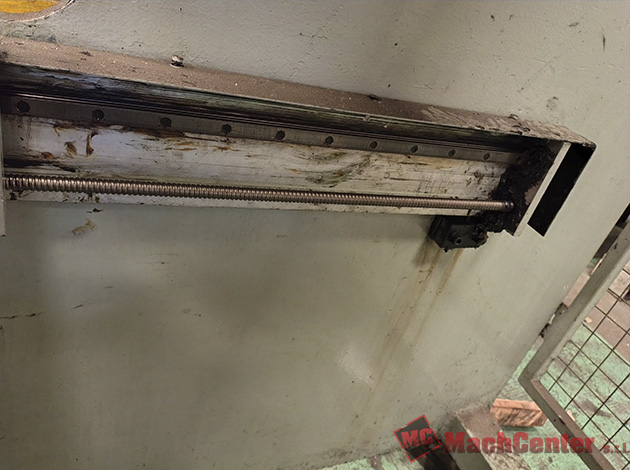 Cod.1441-U-Plegadora-Bipress-de-1800mm-40TNS-09