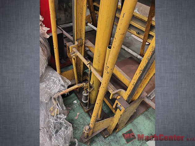 Cod.1447-U-Pequeño-giganteapedal-hidráulico-03