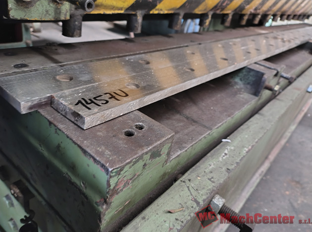 Cod.1457-U-Juegodecuchillas2400x55x10mm-03