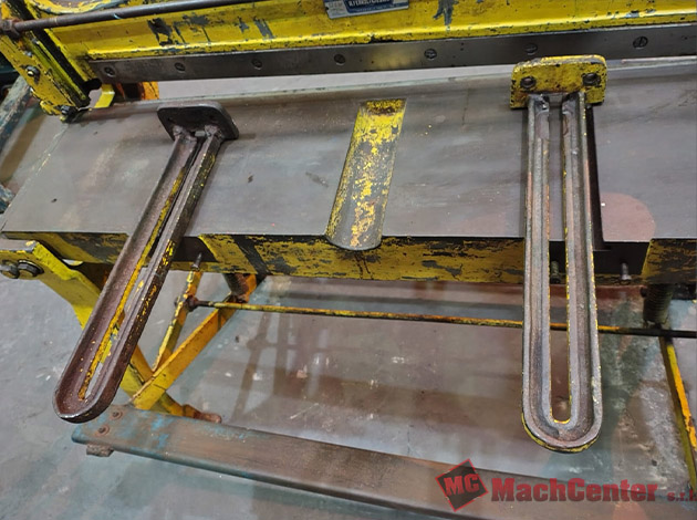 Cod.1563-U-Guillotina-a-pedal-1000mm-04