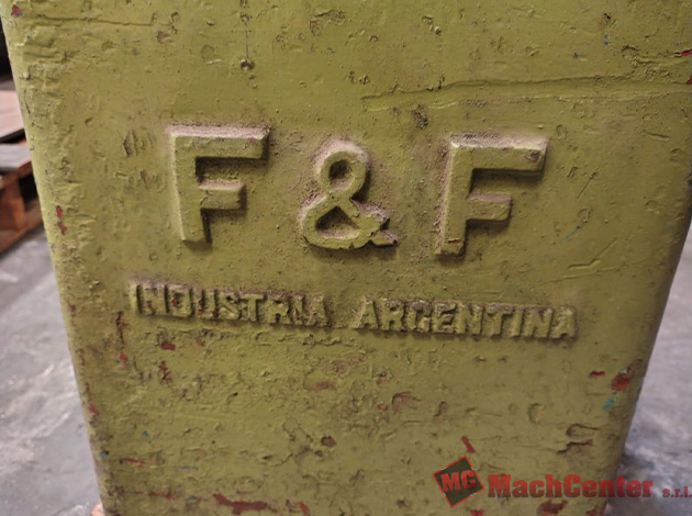 Cod.1642-U-Serrucho-08