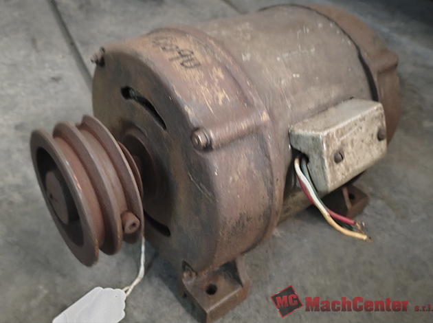 Cod.1409-U-Motor-trifásico-03