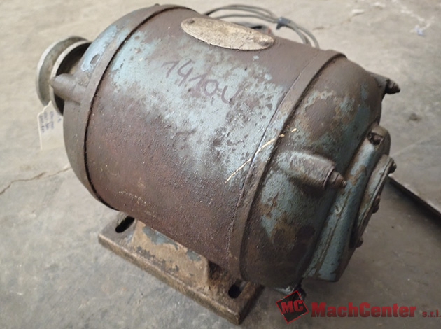 Cod.1410-U-Motor-trifásico-0,5HP-03