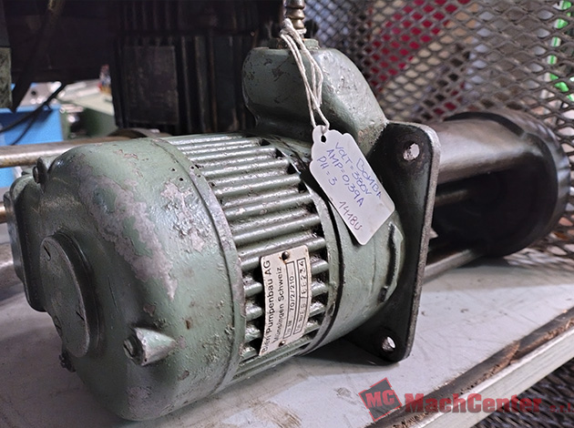 Cod.1418-U-Bomba-trifásica-0,39AMP-02